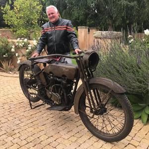 Meet your Posher, Douglas